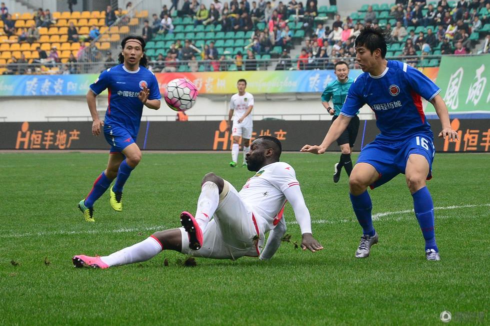 爱游戏体育-包含贵州恒丰智诚遭遇不利局面，期待全队迅速崛起的词条