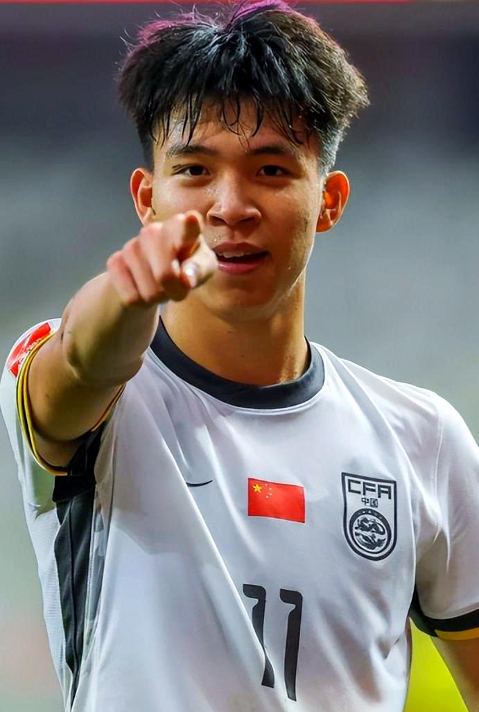 爱游戏官网-关于球员状态神勇备战亚洲杯，全力以赴的信息