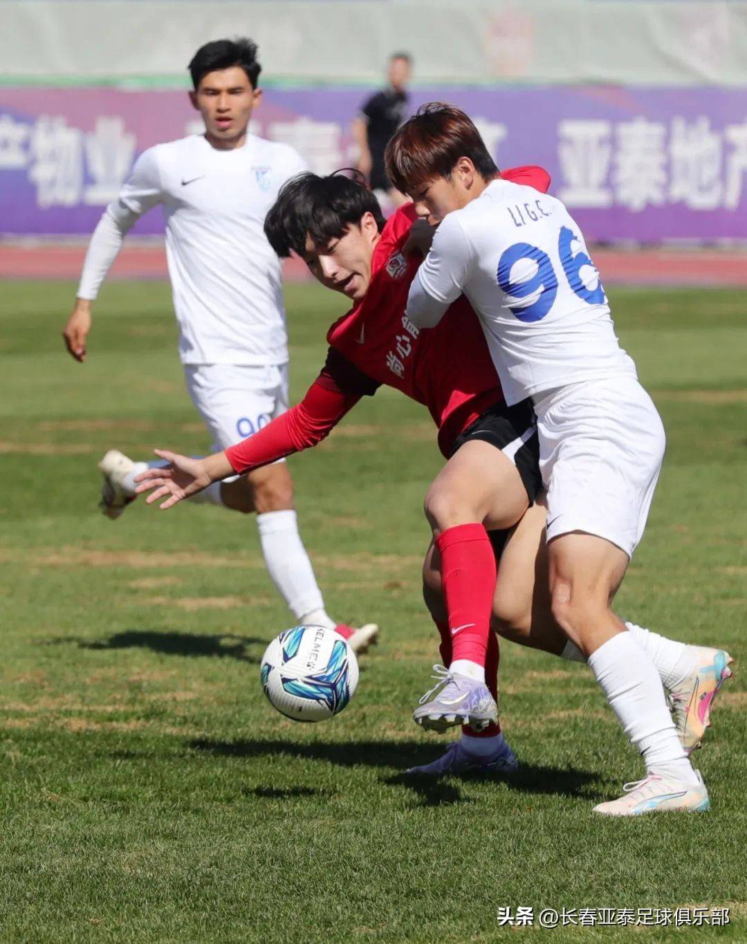 爱游戏体育-亚洲足球黄金时刻，俱乐部比赛场面热闹非凡的简单介绍