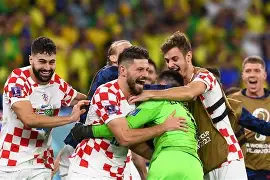 ayx.com-包含惊险进球助力球队逆袭，胜利即将到来的词条