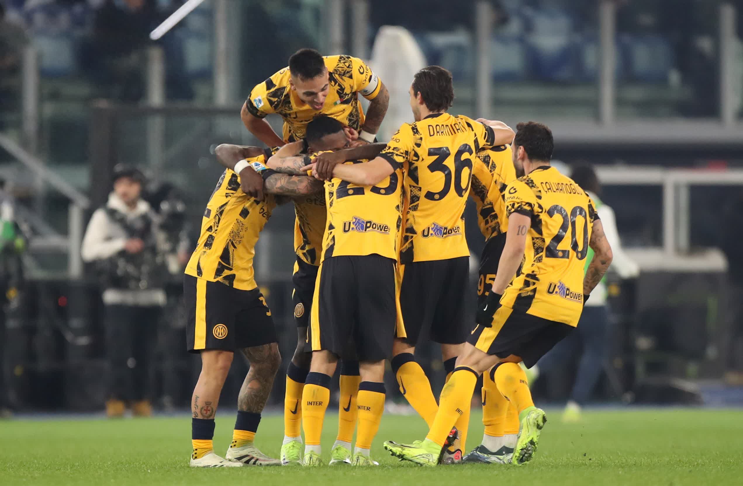 爱游戏体育-意大利队球员努力备战，迎战新对手 