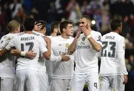 爱游戏体育-西班牙皇家马德里备战亚冠比赛，全队训练热情高涨(皇家马德里赠车视频)